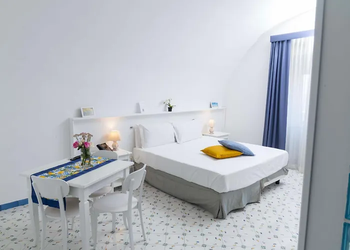 Cala Moresca 4*