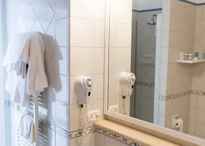 Cala Moresca Apartahotel 4*
