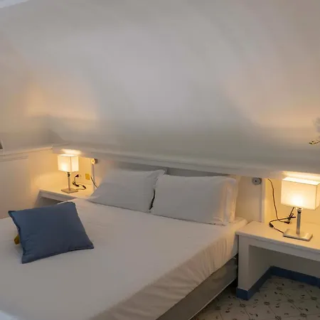 Cala Moresca 4*